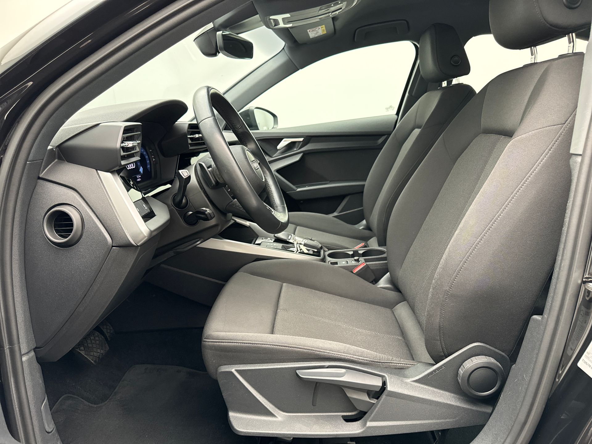 Audi A3 1.0 TFSI Advanced – Petrol – Automatic – 110 hp